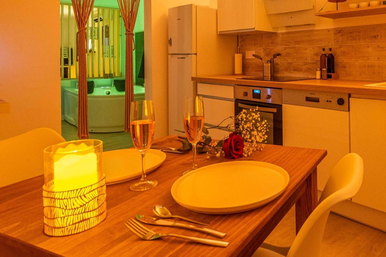 Le Lovely Narbonnais - Balneo & Sauna Apartment *